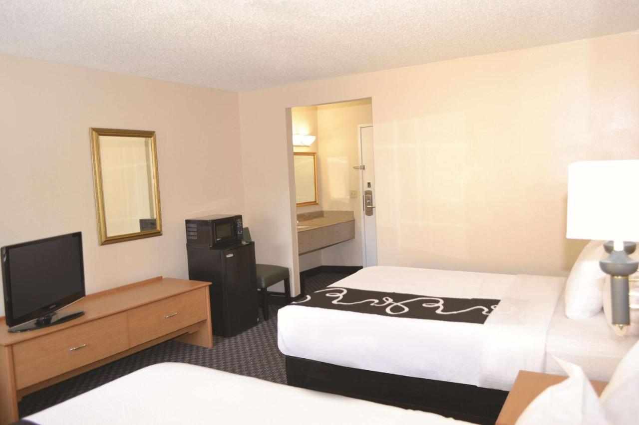 La Quinta By Wyndham Tampa Fairgrounds - Casino Hotel Mango Kültér fotó